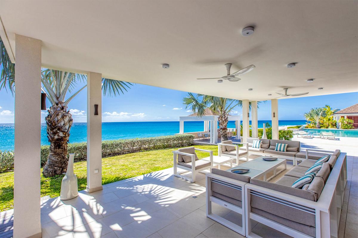 Luxury Beach Front Villa rental - Outdoor living room